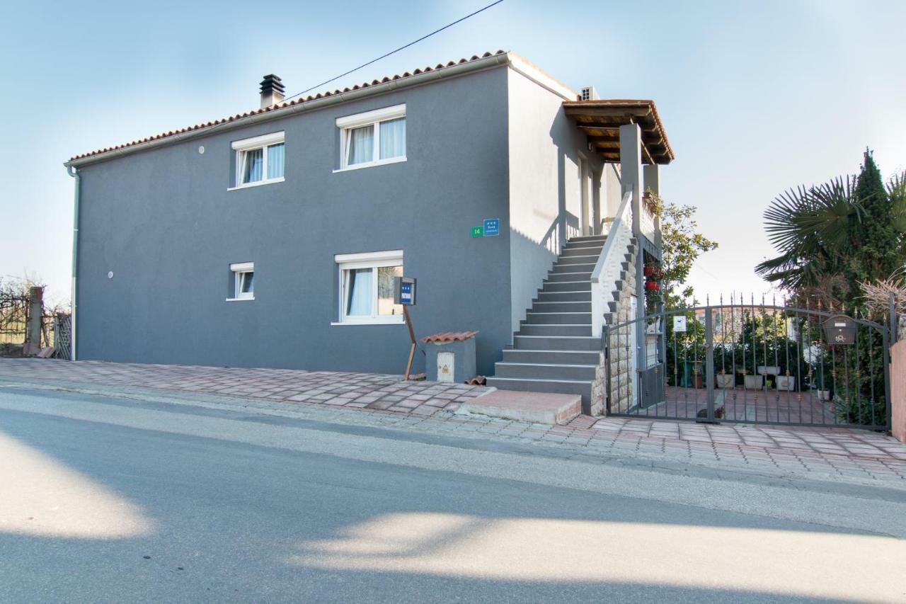 Apartment Elma *